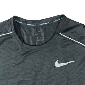 Nike Running Dri-Fit Miler Shirt Mens XL Black Reflective Short Sleeve CU0326010